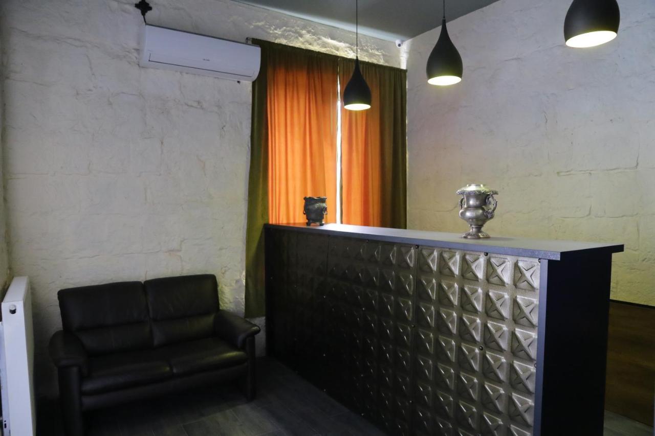 Hotel Aguna Koutaïssi Extérieur photo