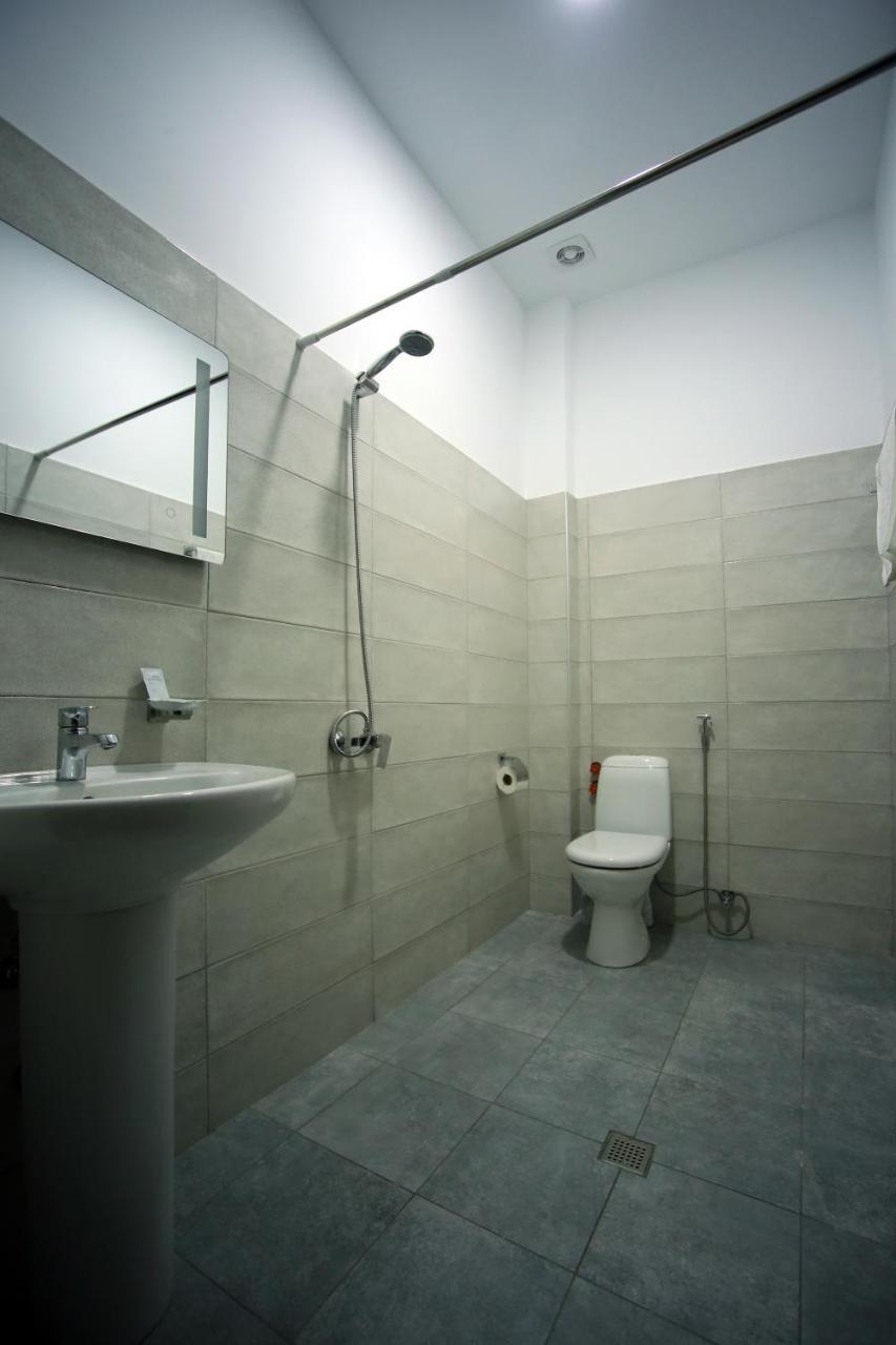 Hotel Aguna Koutaïssi Extérieur photo