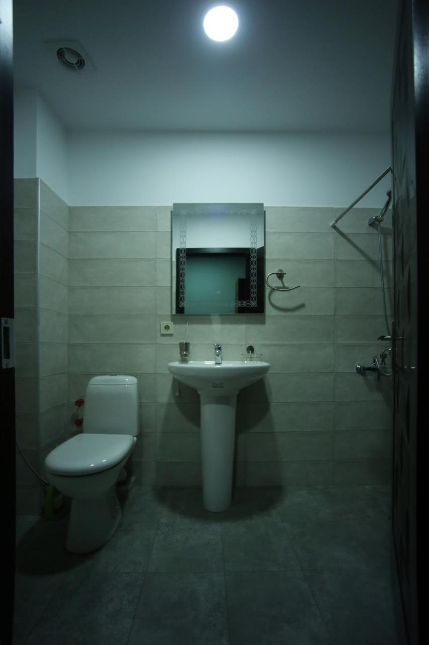 Hotel Aguna Koutaïssi Extérieur photo