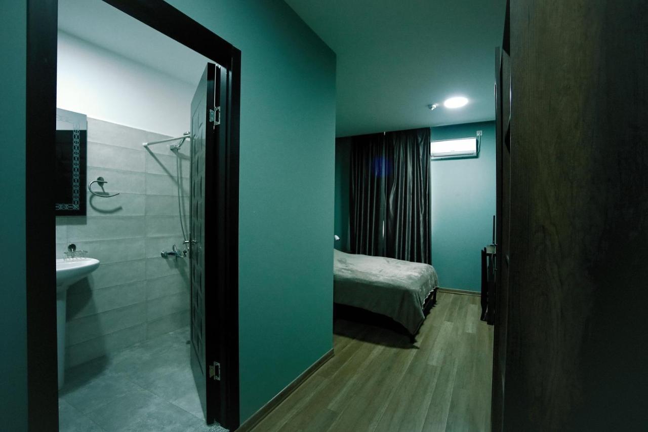 Hotel Aguna Koutaïssi Extérieur photo